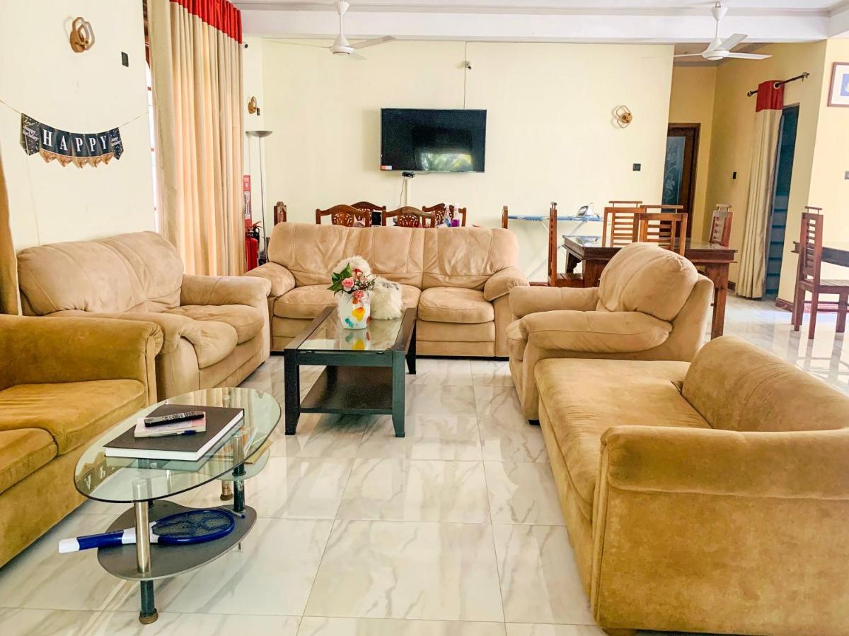 Marathona Tourist Resort - Anuradhapura Eksteriør billede
