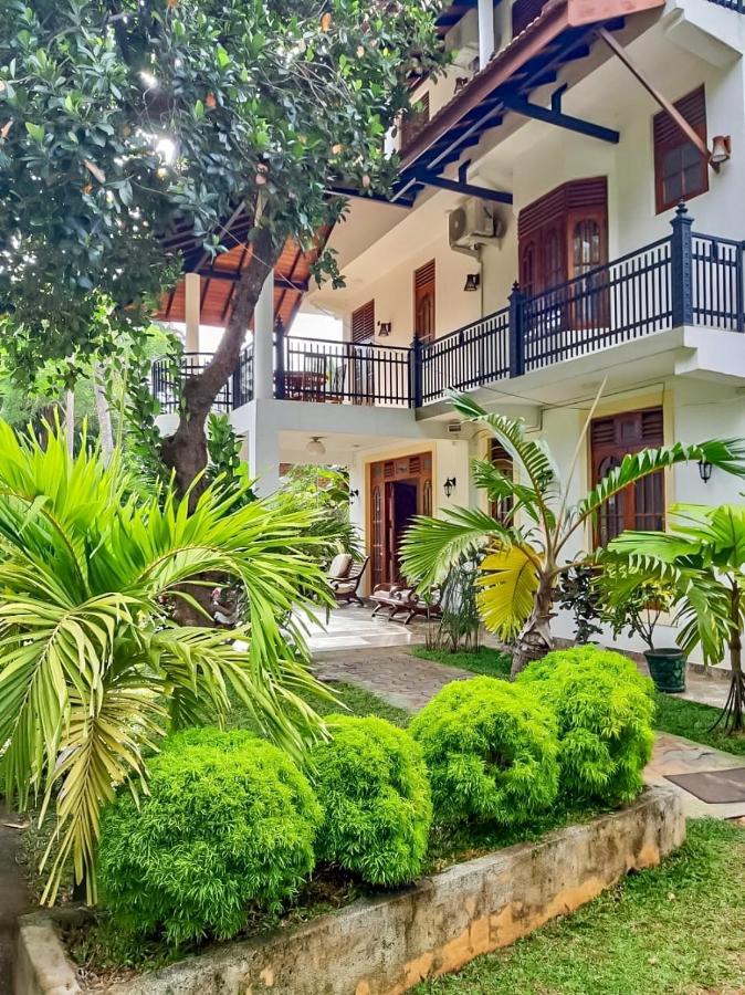 Marathona Tourist Resort - Anuradhapura Eksteriør billede