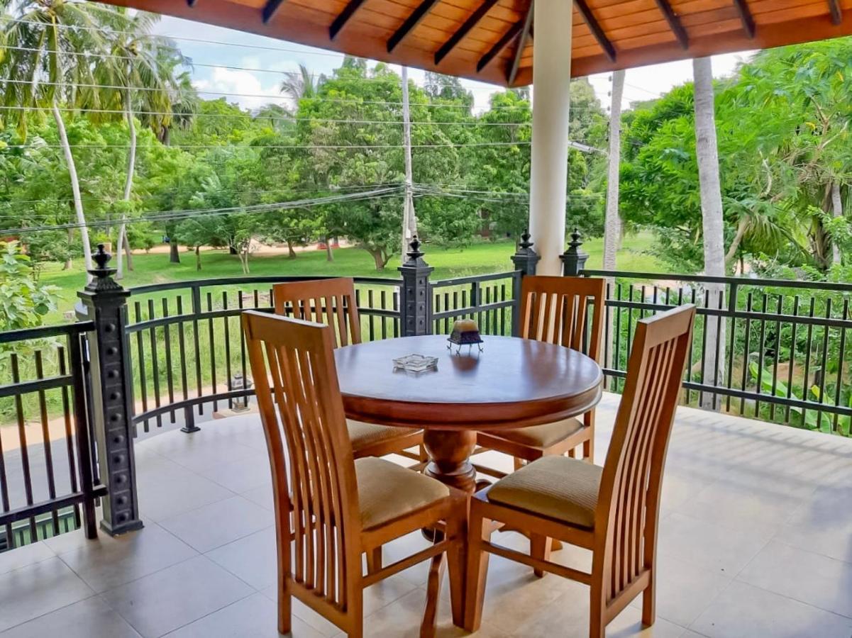 Marathona Tourist Resort - Anuradhapura Eksteriør billede