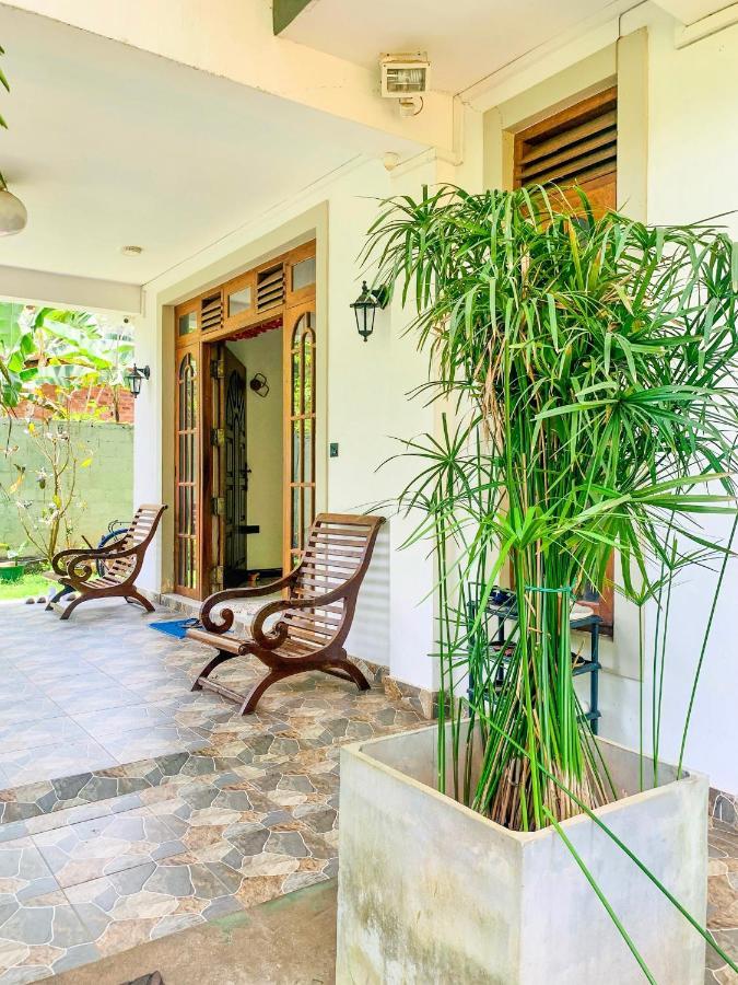 Marathona Tourist Resort - Anuradhapura Eksteriør billede