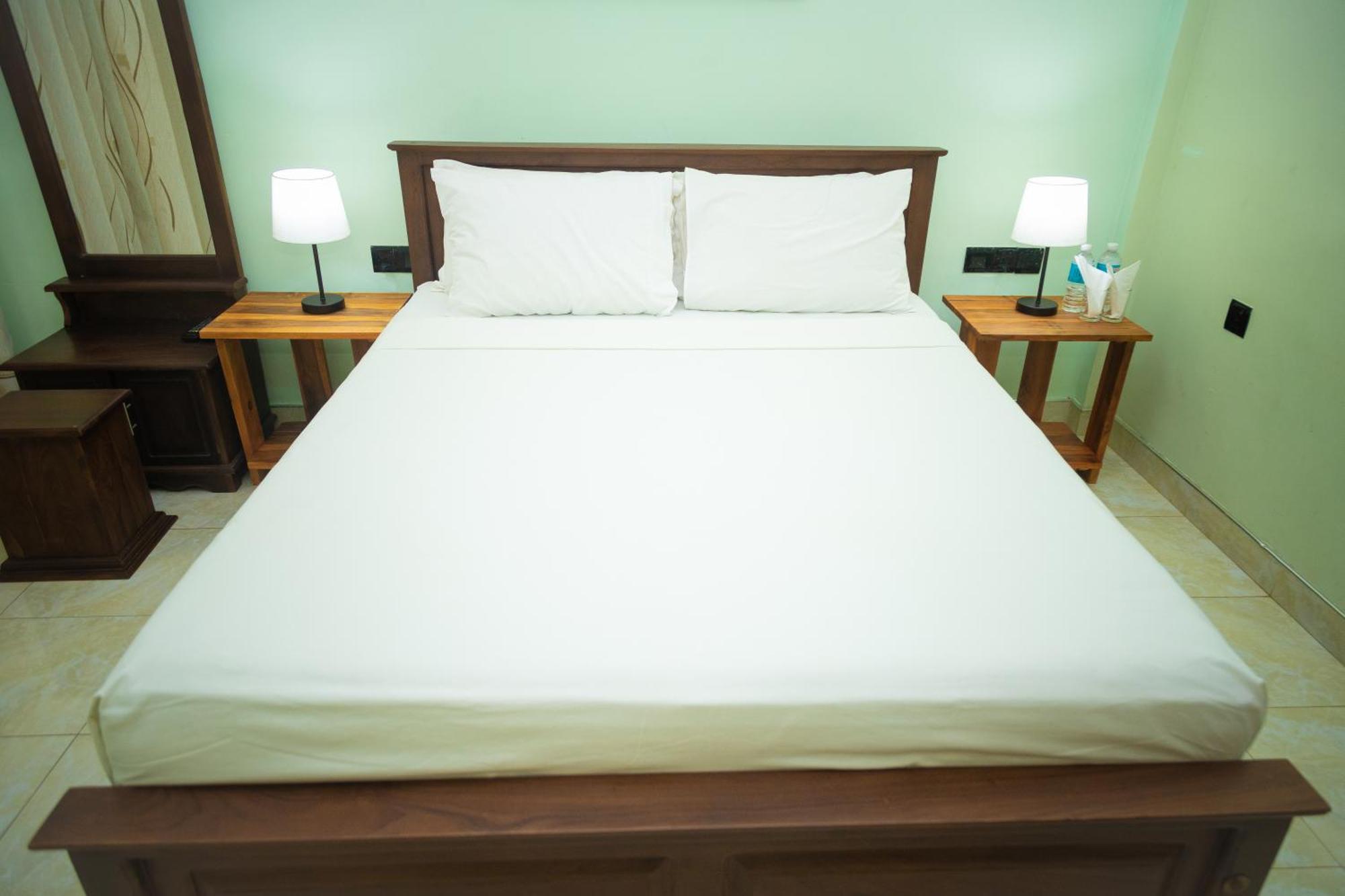 Marathona Tourist Resort - Anuradhapura Eksteriør billede