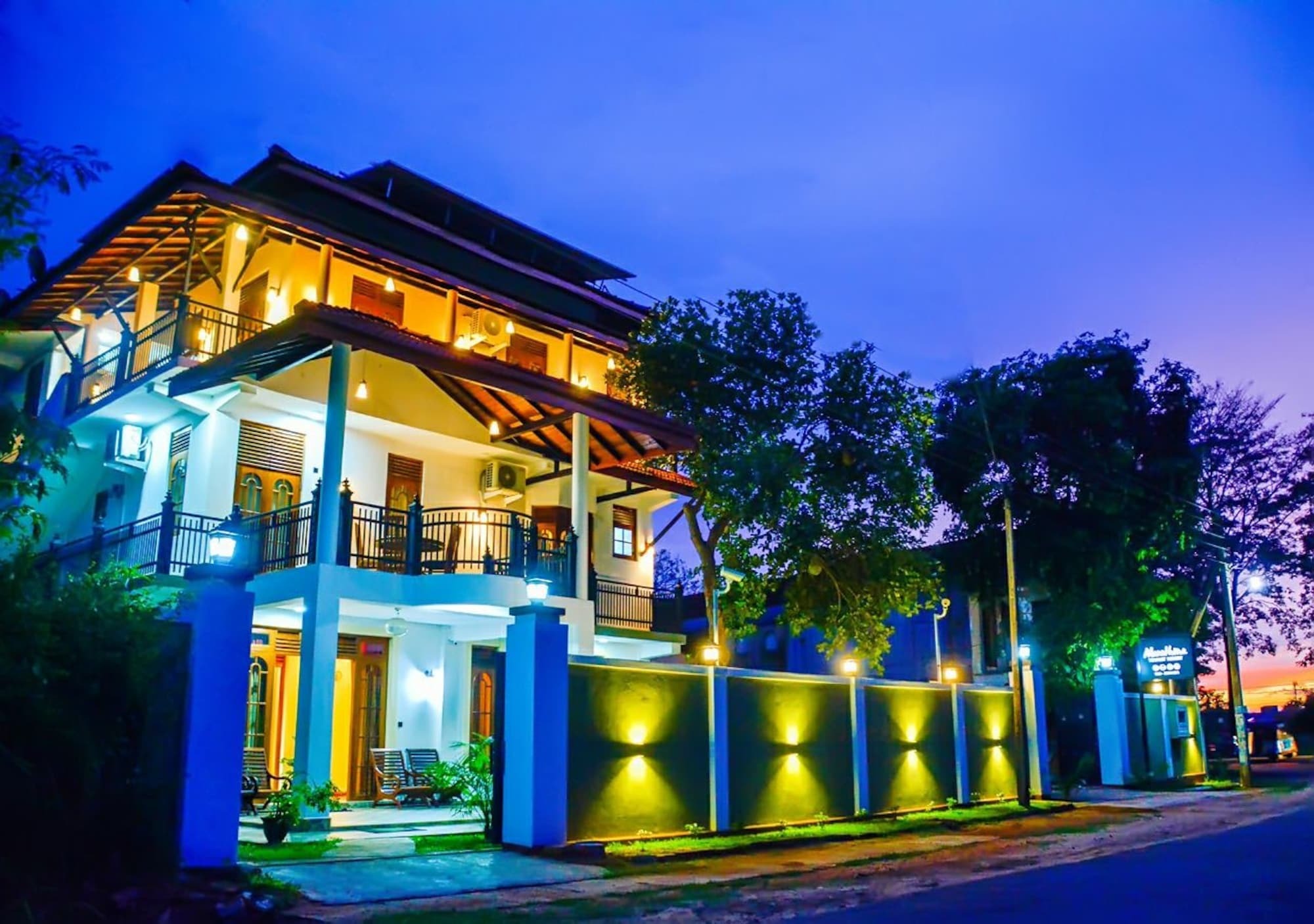 Marathona Tourist Resort - Anuradhapura Eksteriør billede
